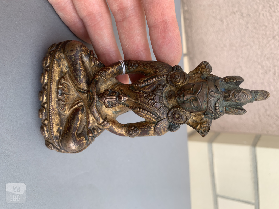 A GILT-BRONZE FIGURE OF AMITAYUS - 图6
